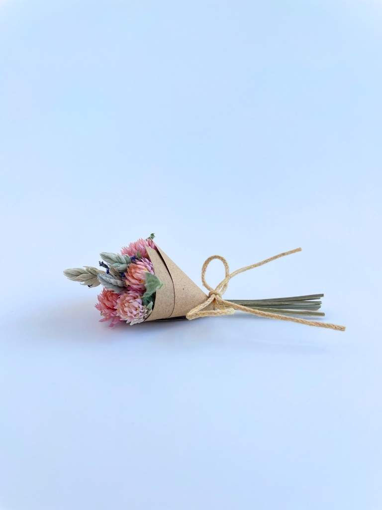 Thumbnail: Rose Quartz - Mini Dried Bouquet Magnet Gift