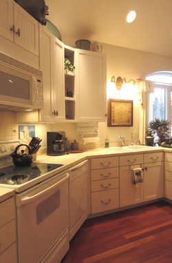 kitchen from house entrance