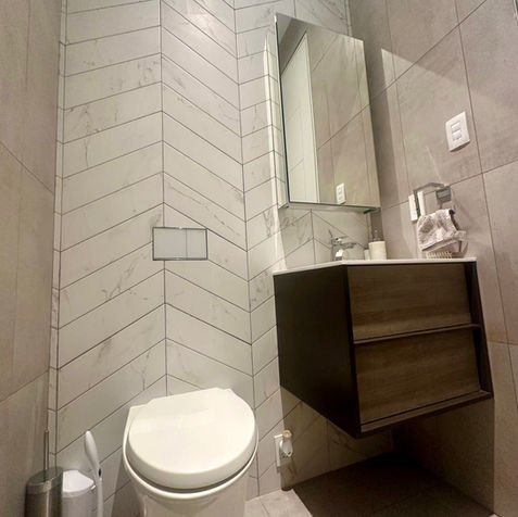 powder room remodeling