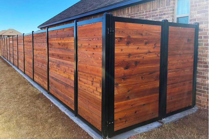 residential custom fence.PNG