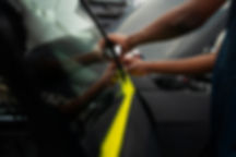 auto-service-salon-doign-car-wrapping.jpg