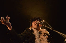 7432495_2156430424_45large