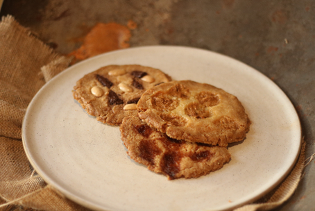 Galletas de mantequilla con mermelada de moras