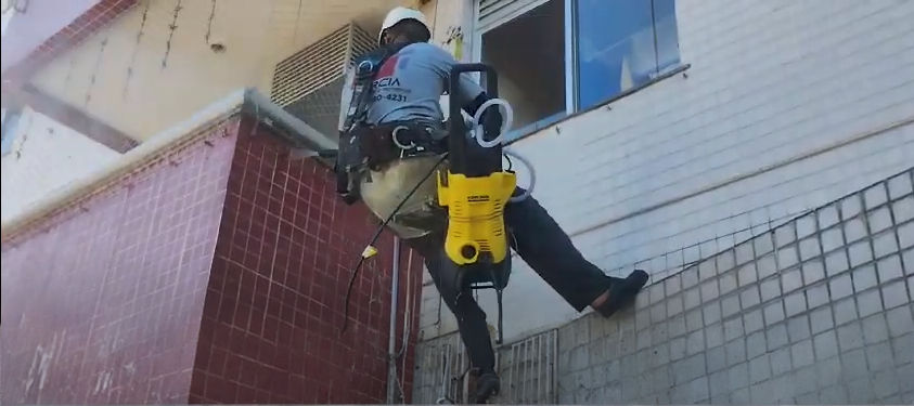 Guia Completo para Realizar a Limpeza de Fachada Predial: Respostas às Perguntas Mais Comuns