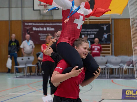 Hotz-Schwestern holen EM Ränge 3 und 4