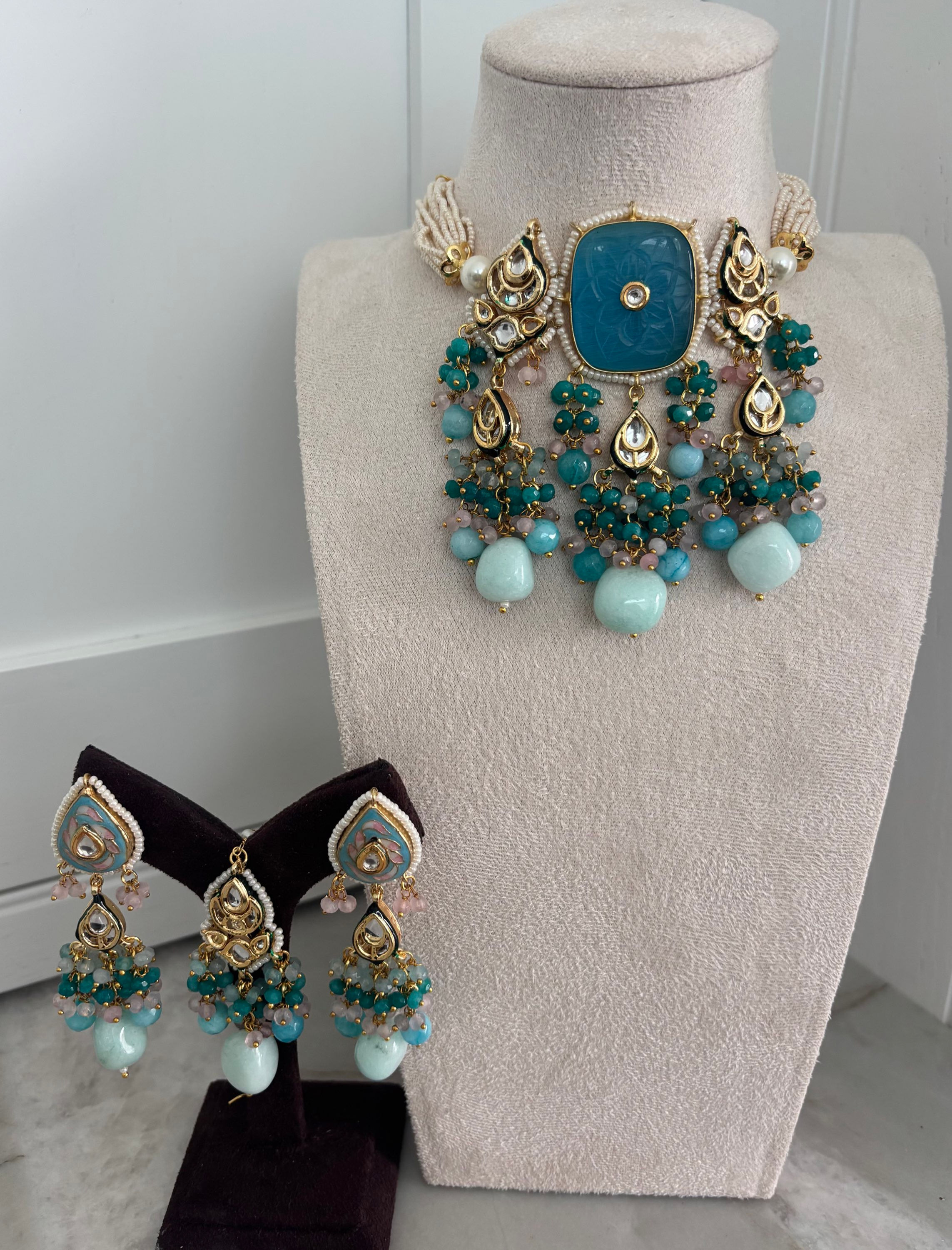 Sungai (turquoise/pastel blue)