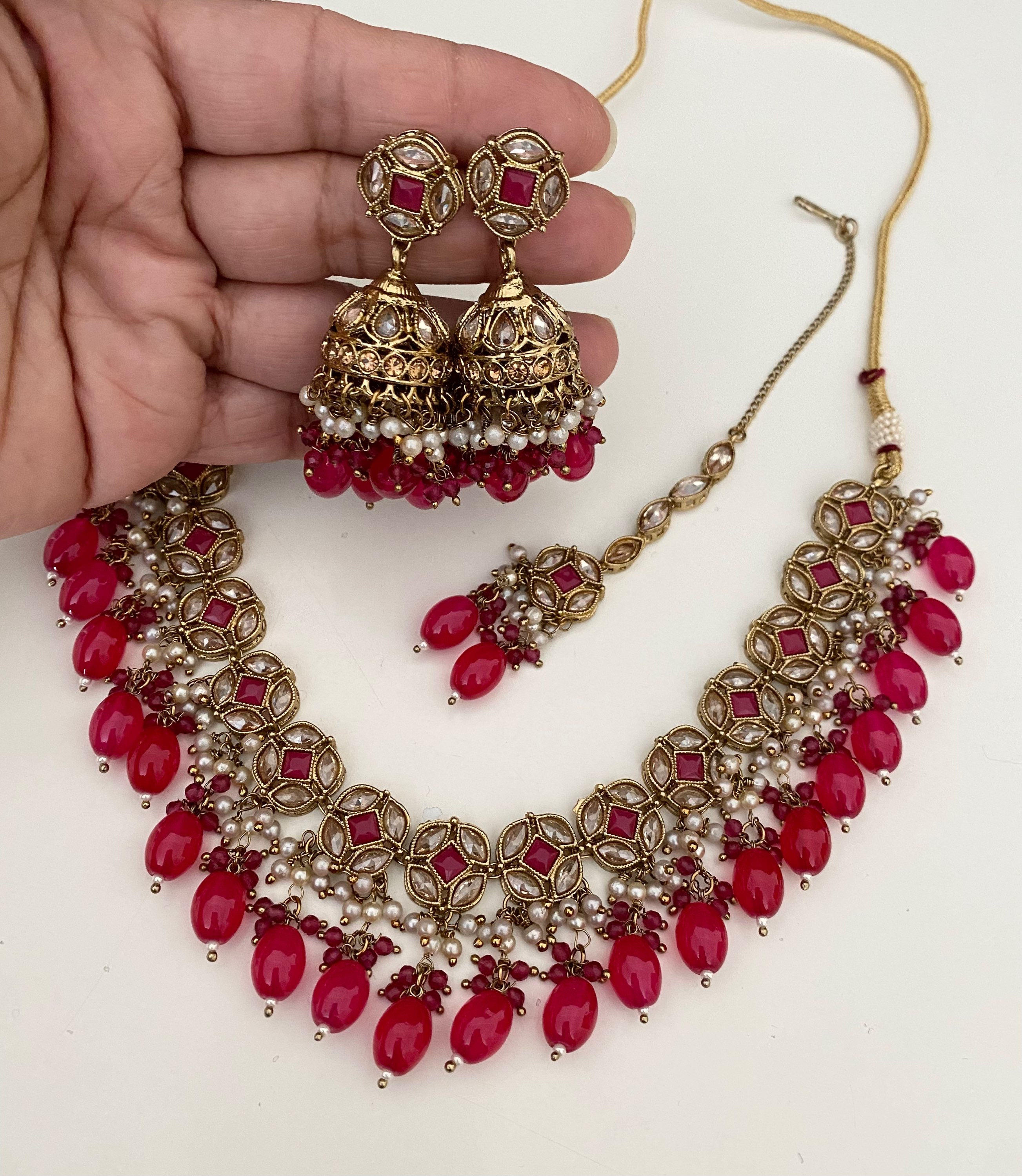 Annie choker + flat set 