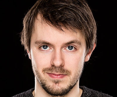 alistair mcdowall headshot.jpg