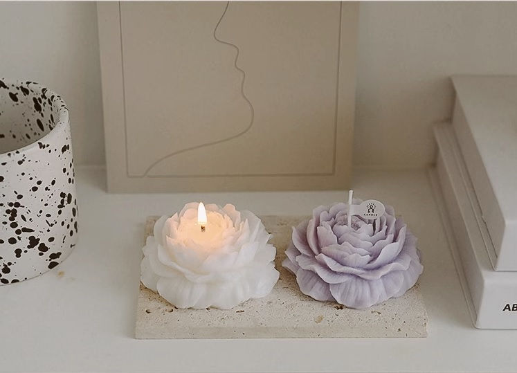 Thumbnail: Peony Scented Candle