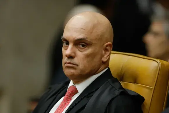 Embaixada dos EUA reage às declarações de Moraes sobre punição a bancos brasileiros