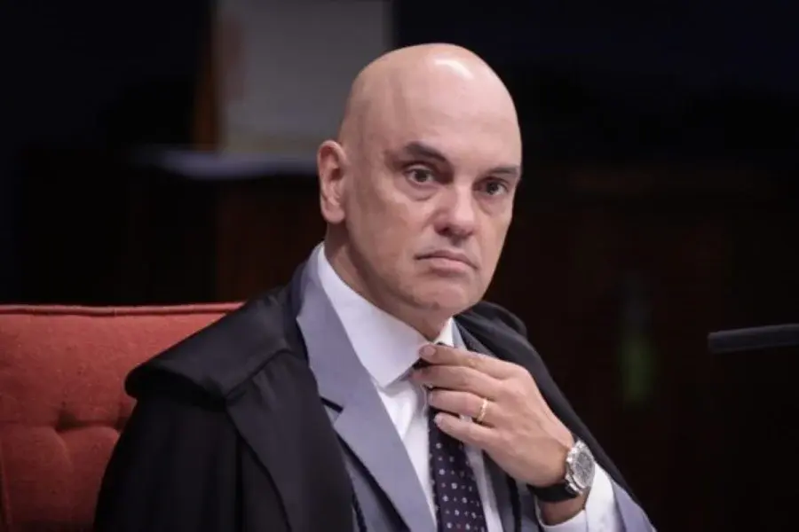 ALERTA: Moraes defende participação de magistrados como acionistas