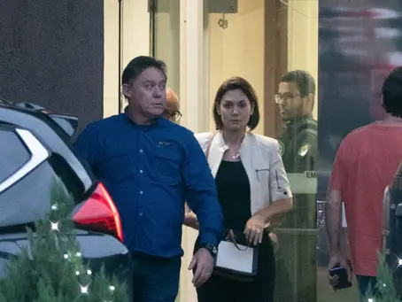 “Vai ter sangue nas mãos de Moraes e Gonet”, afirma Michelle ao criticar demora em atendimento médico a Bolsonaro