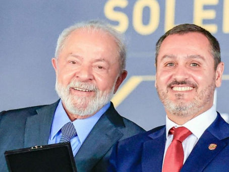 Lula elogia chefe da PF por retirar credenciais de policial dos EUA