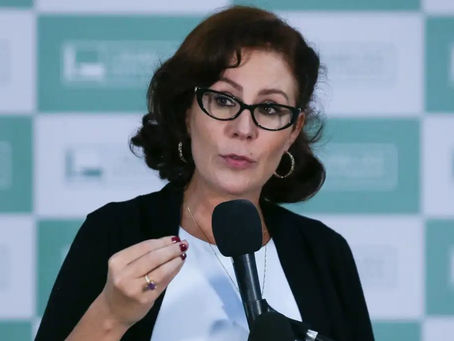 Audiência de extradição de Carla Zambelli é adiada na Itália