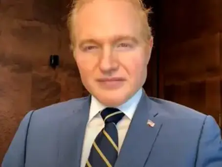 “Dobrando a aposta com dinheiro dos outros”, frisa advogado de Trump ao se referir às medidas impostas de Moraes