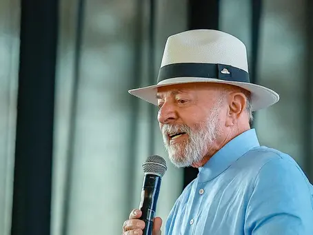 Lula muda local de evento em SP com medo de “falta de povo”