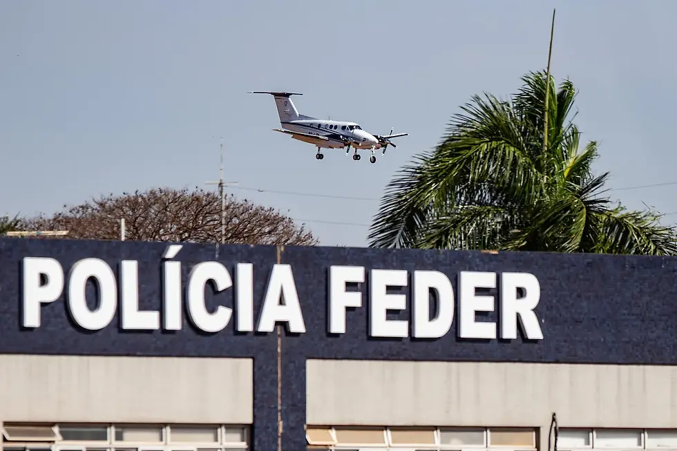 Jatinho de R$ 2,8 milhões liga senador do PDT ao lobista investigado por fraude bilionária no INSS