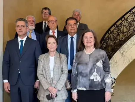 Viagem de senadores brasileiros aos EUA gera gastos de quase R$ 500 mil sem encontros oficiais com governo americano