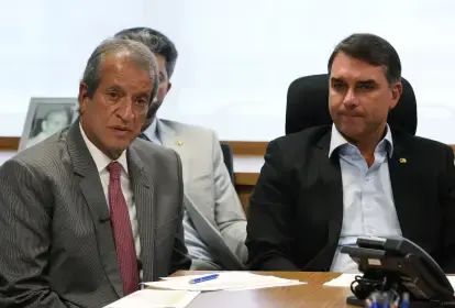 PL denuncia rede milionária de ataques digitais contra Flávio Bolsonaro