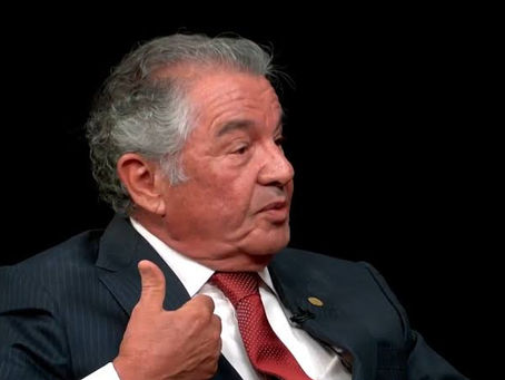 Ex-ministro do STF critica atuação de Moraes e vê “humilhação” a Bolsonaro