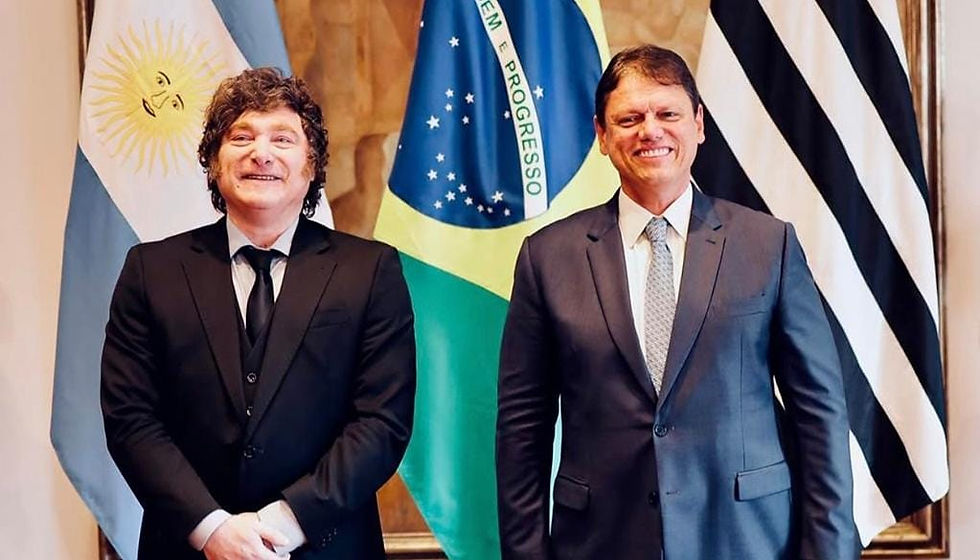 Milei recebe maior honraria do governo paulista em cerimônia no Palácio dos Bandeirantes