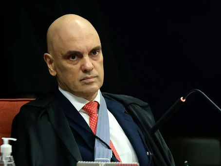 ALERTA: Moraes autoriza Bolsonaro a deixar prisão para cirurgia, mas nega pedido de prisão domiciliar