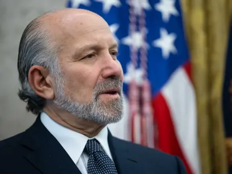 Secretário do governo Trump fala em “consertar” o Brasil