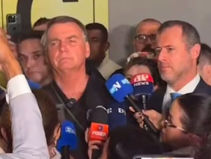 Bolsonaro convoca coletiva e cobra transparência sobre Inquérito 1361/2018