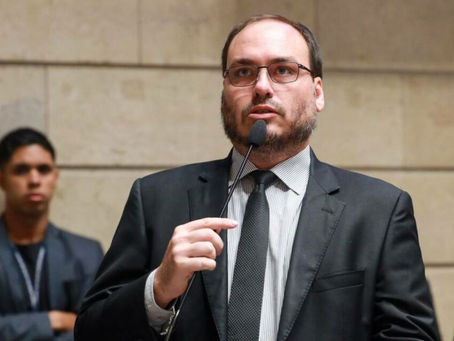 Carlos chama governadores da direita de ‘ratos’ e acusa aliados de oportunismo