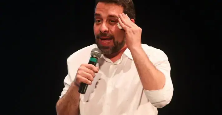 Vídeo de Boulos chamando Moraes de ‘Fascista’ e ‘Genocida’ viraliza nas redes