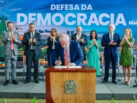 ALERTA: Lula veta integralmente PL da Dosimetria em ato pelos três anos do 8 de Janeiro
