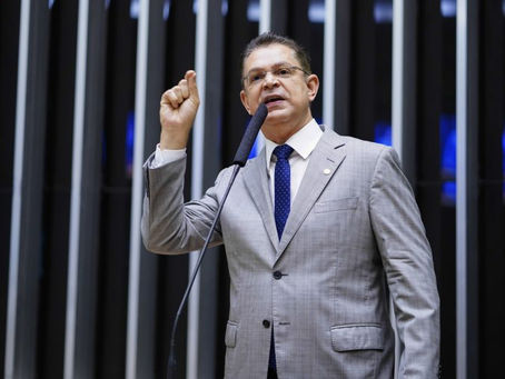 PL intensifica obstrução na Câmara e pressiona por fim do foro privilegiado