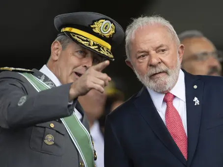 EUA avaliam revogação de visto do comandante do Exército Brasileiro, general Tomás Paiva