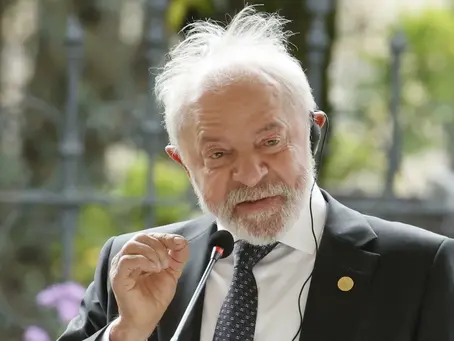 “Vamos regular, doa a quem doer”, reafirma Lula ao tratar sobre regulação das redes sociais