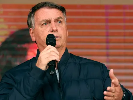 Bolsonaro alerta sobre censura: “Querem silenciar o povo”