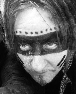 Robert Fraisl | Hippie Trail - Reisen - Weltenbummler - Aussteiger - Fernweh - Familie