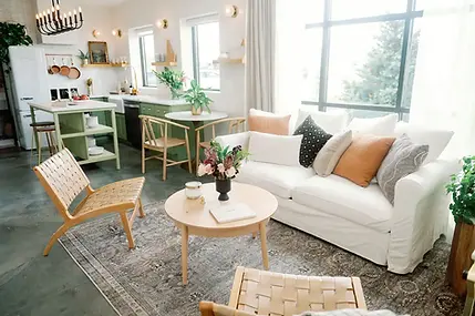 Clay_AirBnb_4.webp