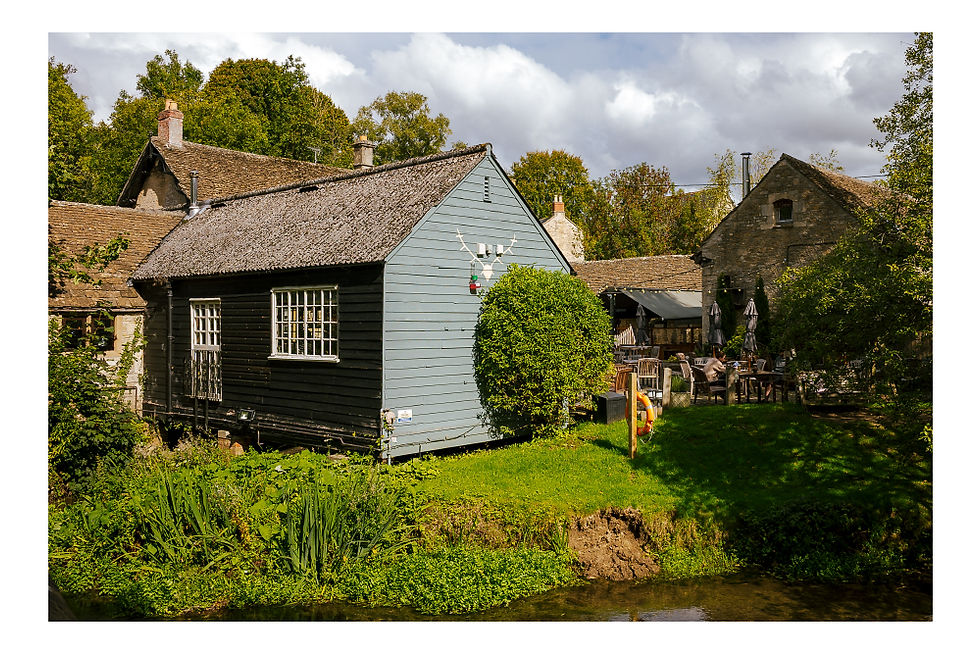 A welcome sight - The White Hart Inn, Ford