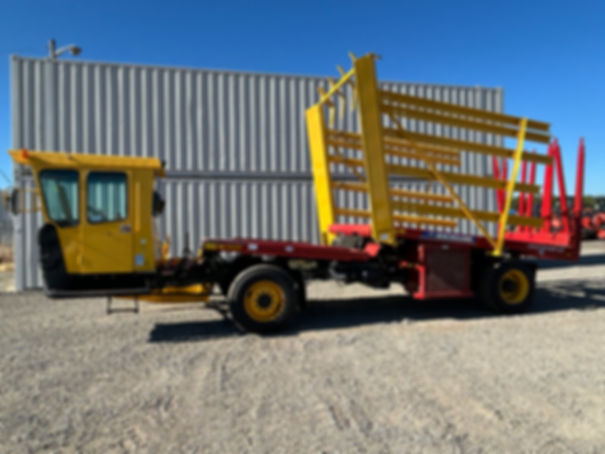 2023 New Holland Stackcruiser 103 sp bale wagon