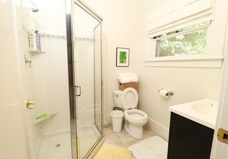 AIR BNB CAMBRIDGE-18.jpg