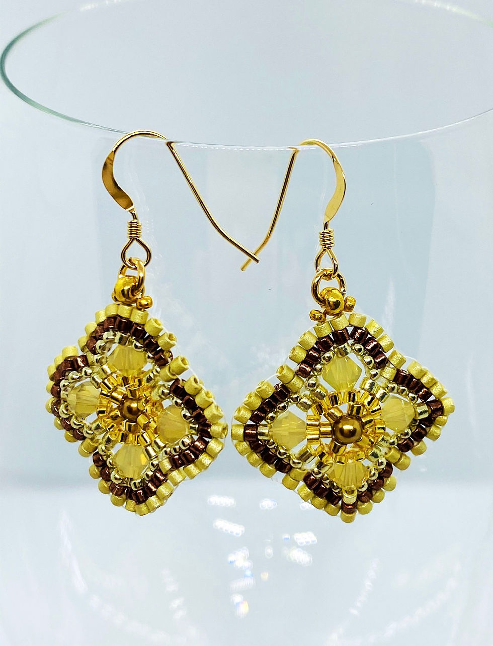 Thumbnail: Swarovski Diamond Flower  earrings