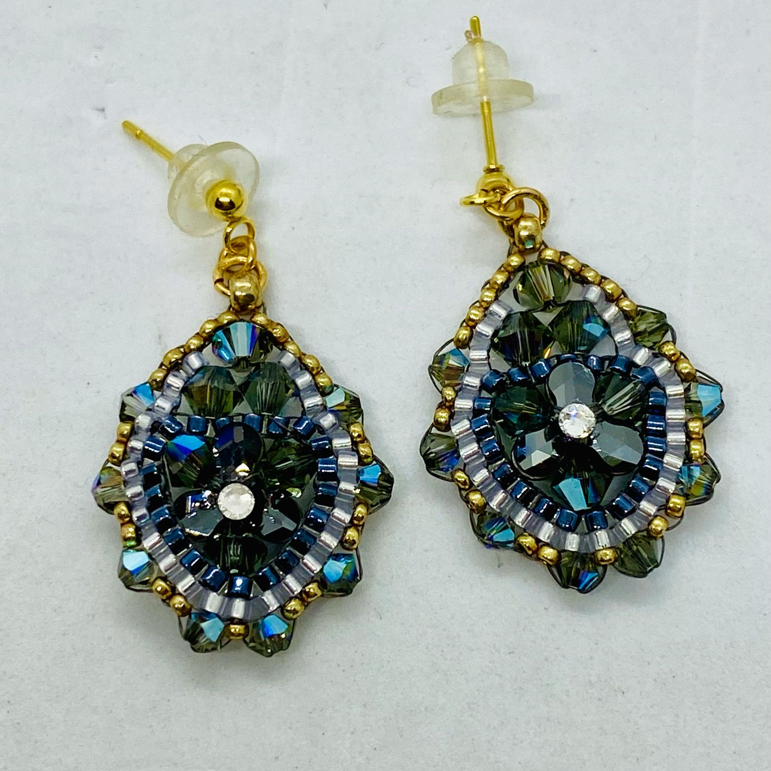 Swarovski gray crystals drop earrings 