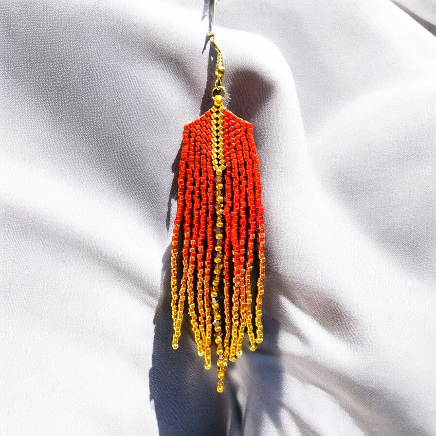 Thumbnail: Black golden feather earrings