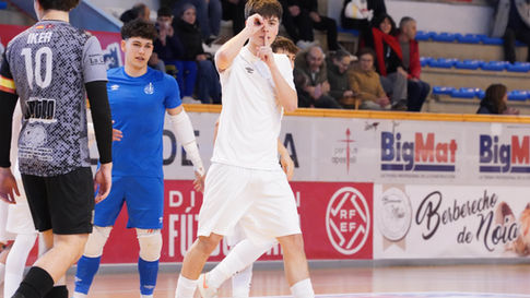 CRÓNICA X14 XUVENIL DIVISIÓN DE HONRA FS (NPA 10–4 BAÑ) | Goleada para poñerse a un partido da Copa