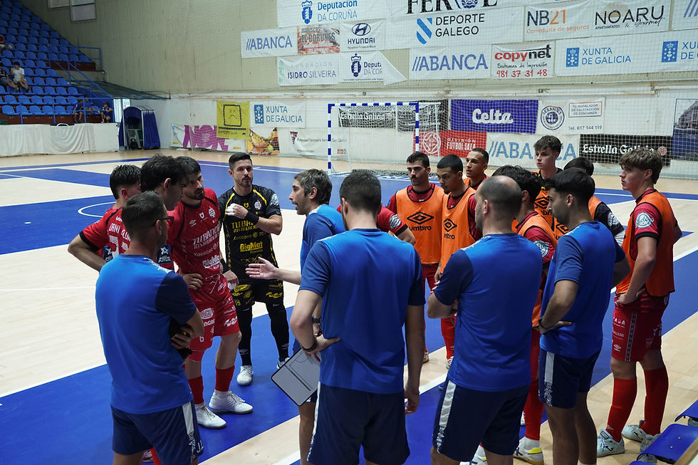 Martes, 08/09/2026 · 12:26h · Imaxe: Manuel Lorenzo/Noia PA FS | Os noieses completaron as súas cinco semanas de preparación e fan balance de cara ao inicio ligueiro.