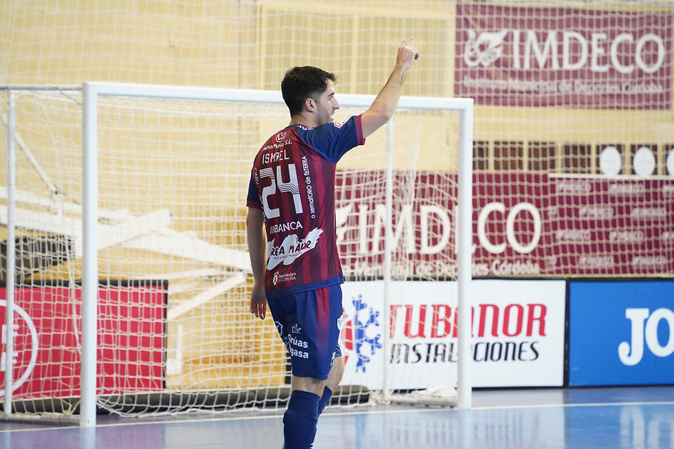 Gol con dedicatoria especial | Imagen: Manuel Lorenzo/Noia PA FS