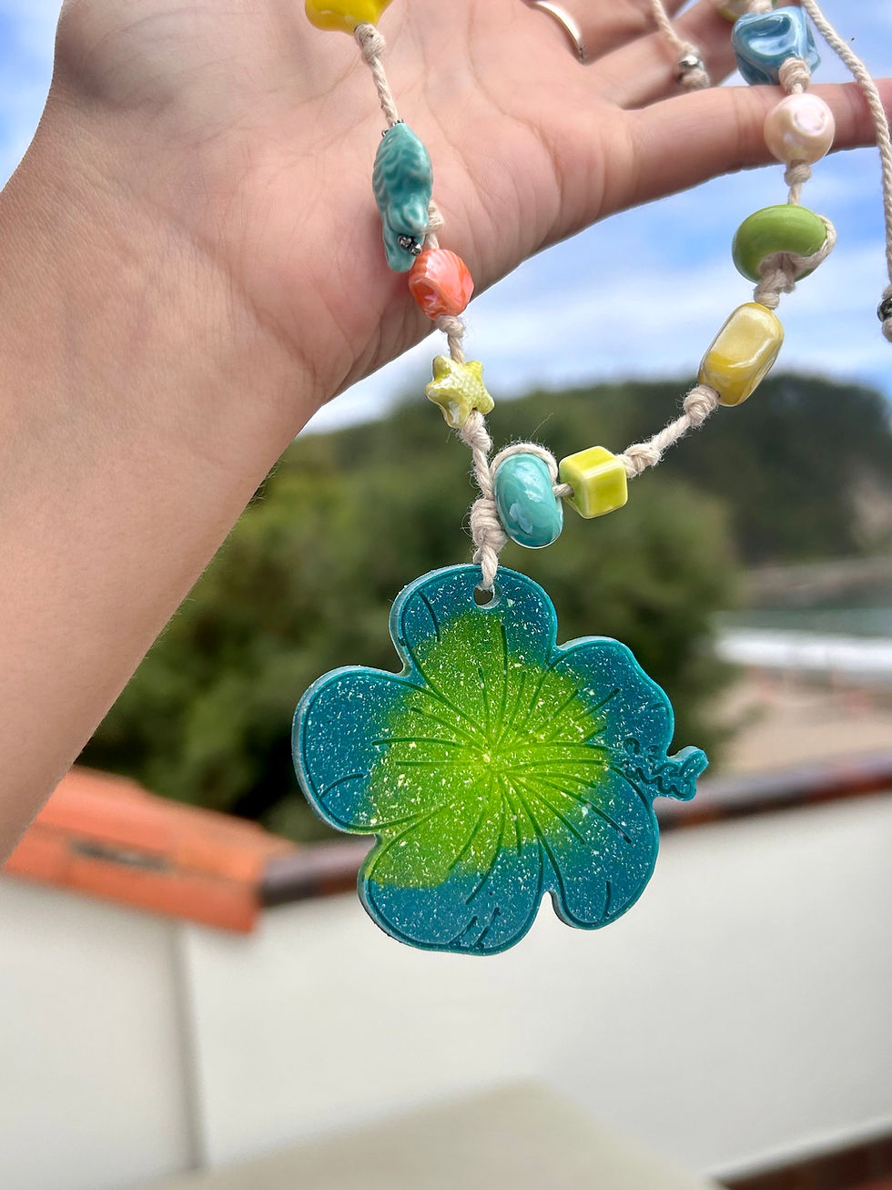 Miniatura: Cayenita Flora