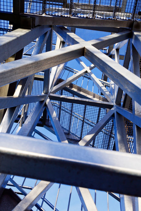 freistehende Aussentreppe _ Fluchttreppe mit Aussichtsplattform-11.JPG