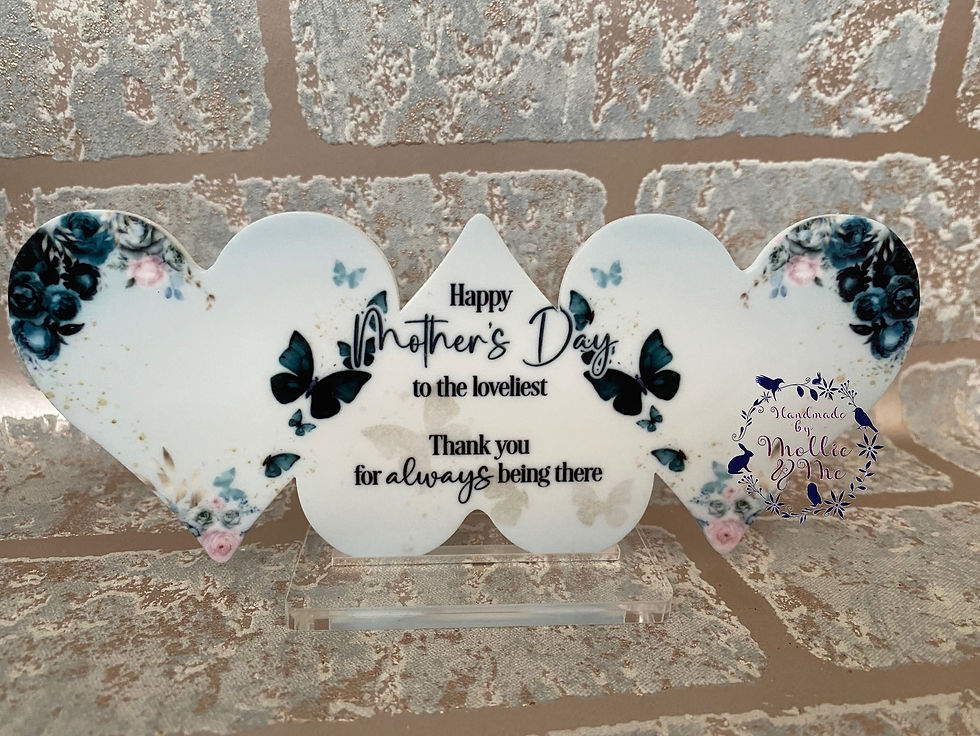 Thumbnail: Mother’s Day triple hearts