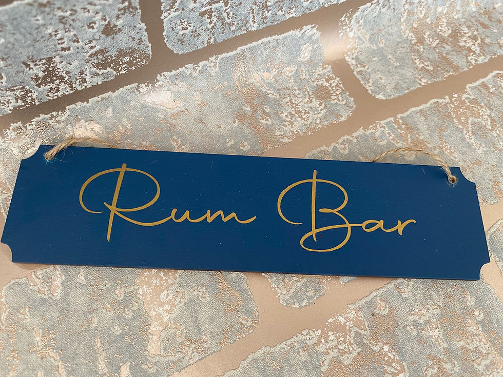 Thumbnail: Gin, Rum, Wine or Whiskey Bar